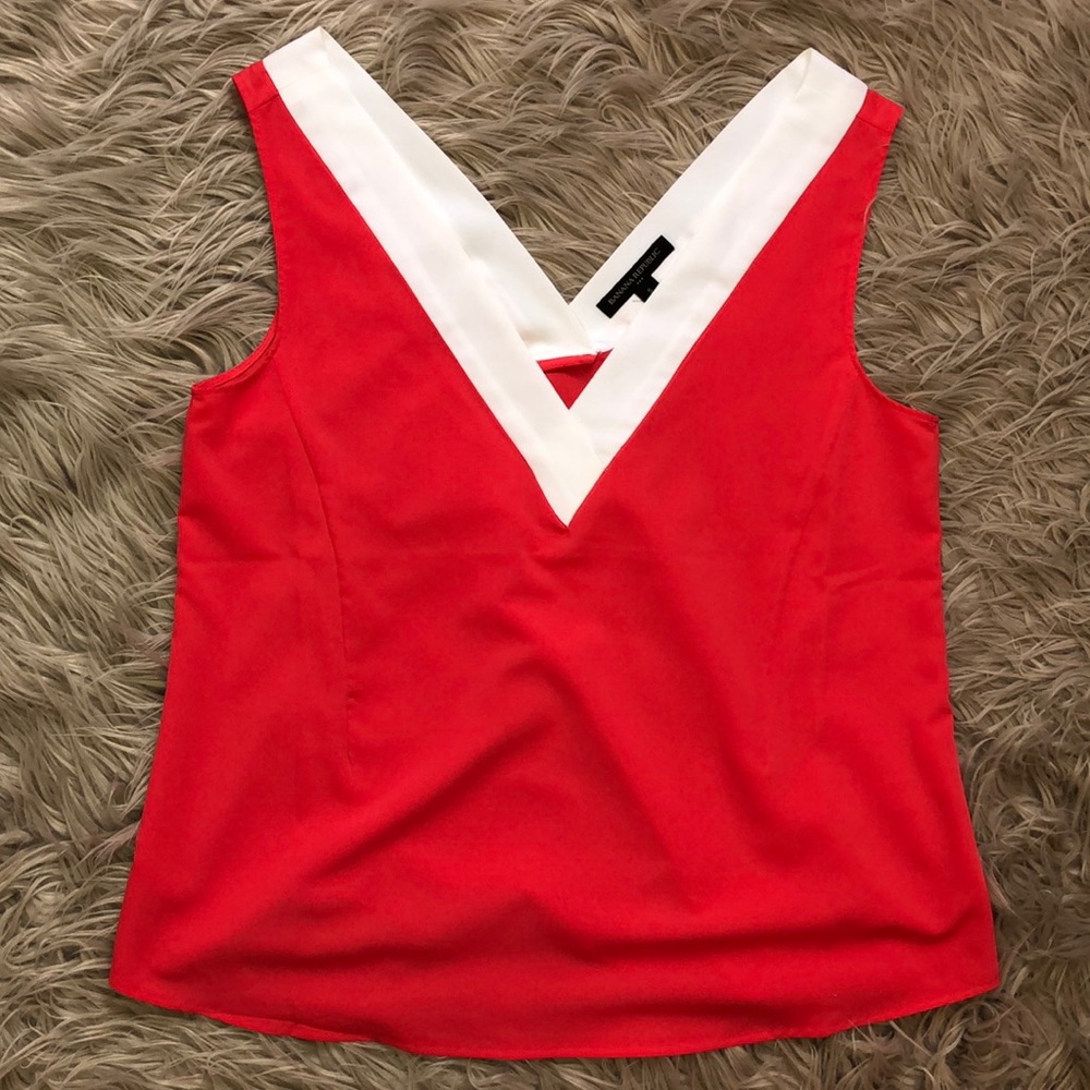 BR 🍌 sleeveless blouse